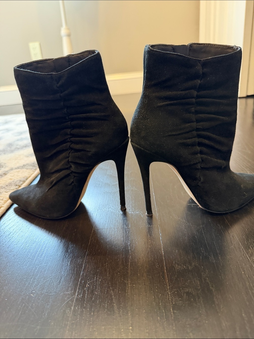 SOMETHING NAVY Black Suede Pointed-Toe Women's Ankle Boots SIZE 4 - Picture 3 of 5